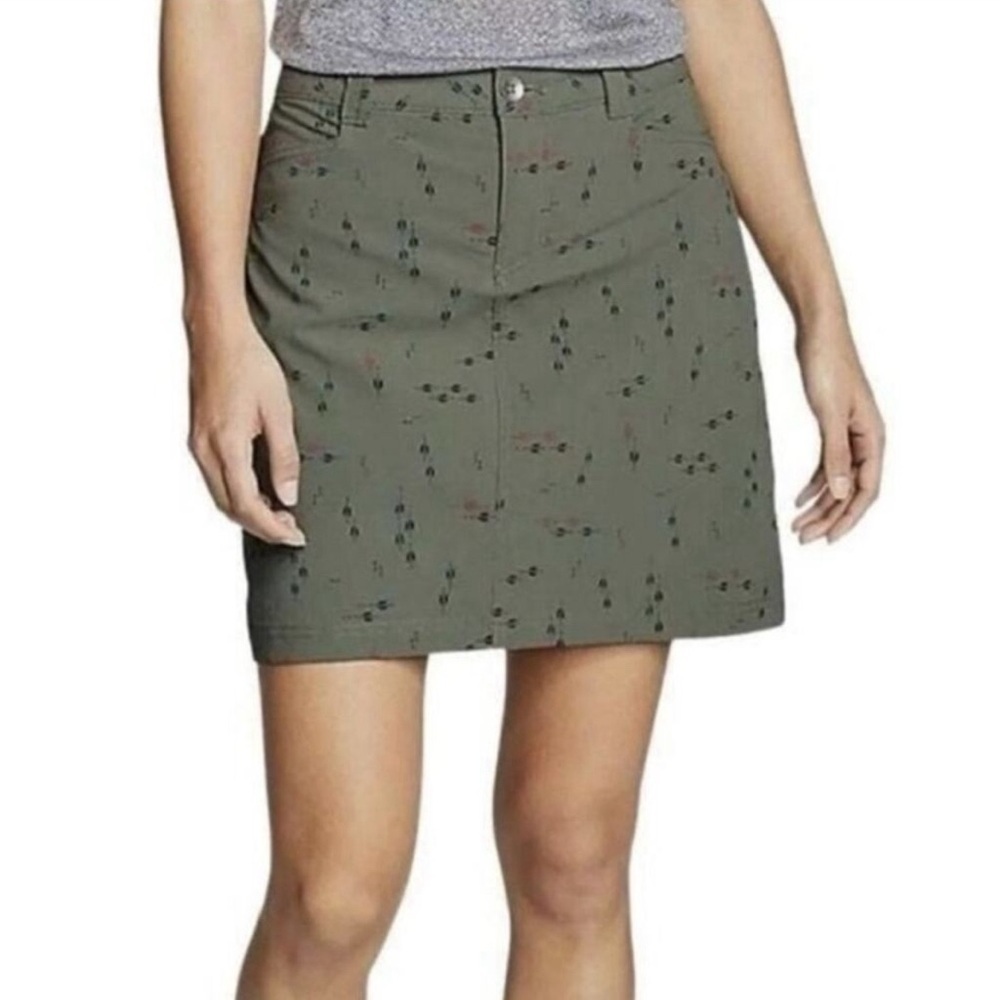 Eddie Bauer Skort Olive Green Sprig Print Size 4
